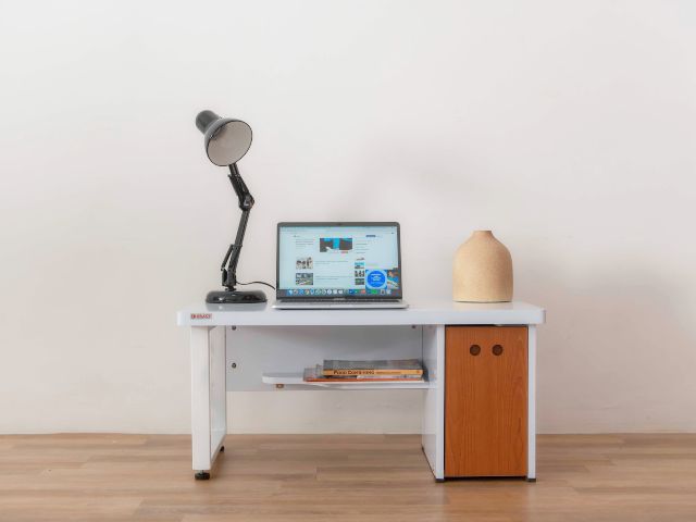 Meja Komputer 8010 LS P